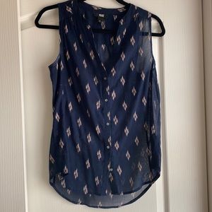 GUC Paige sleeveless blouse